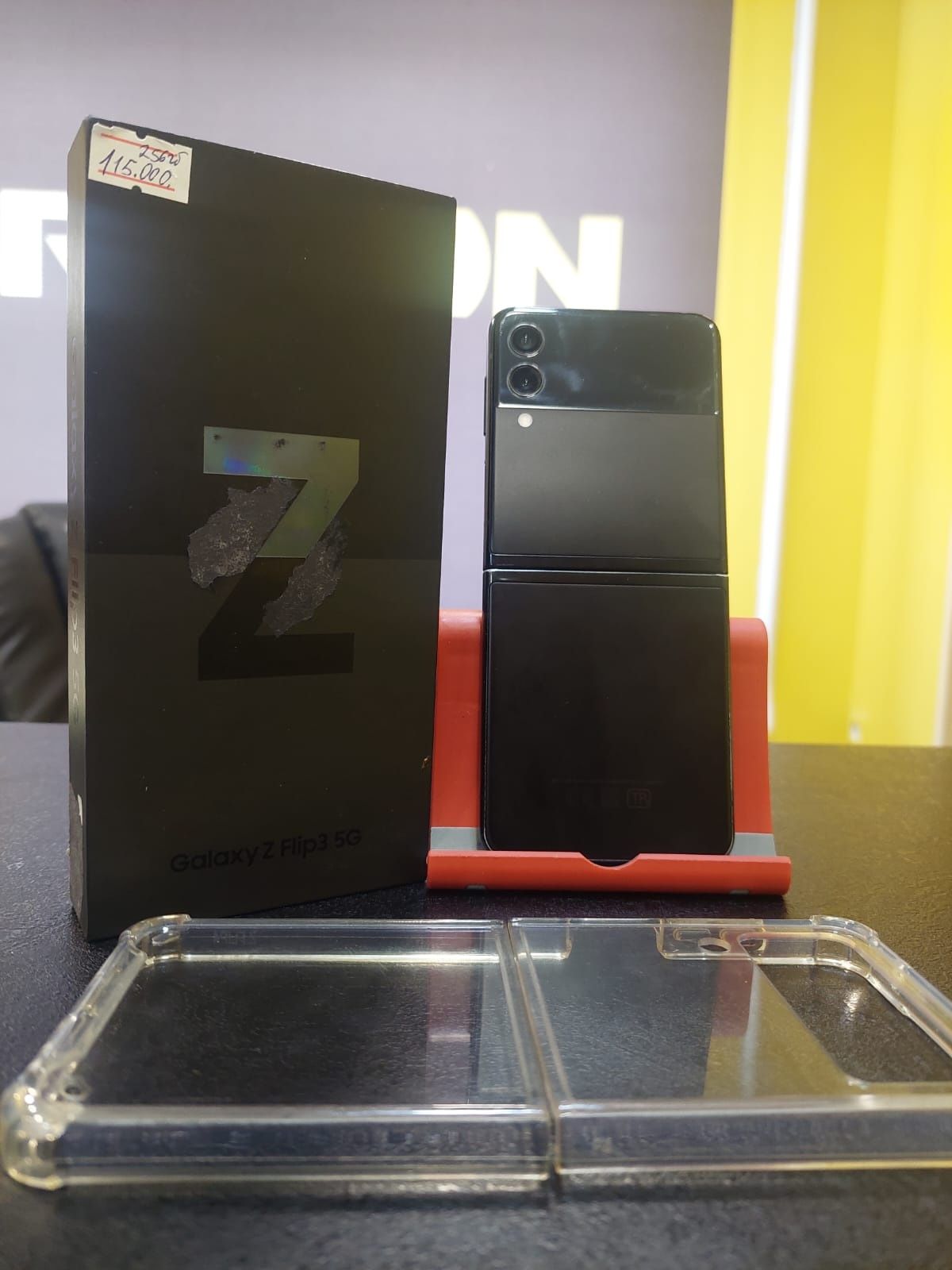 Samsung Z Flip 3 5G,256гб,Home bank 0-0-12
