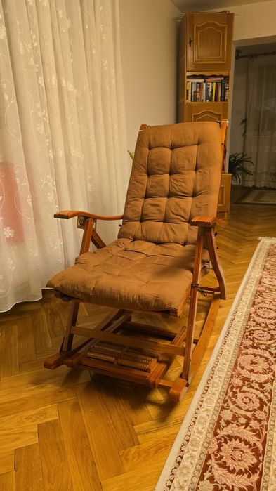 Fotoliu Balansoar care se poate transforma în sezlong