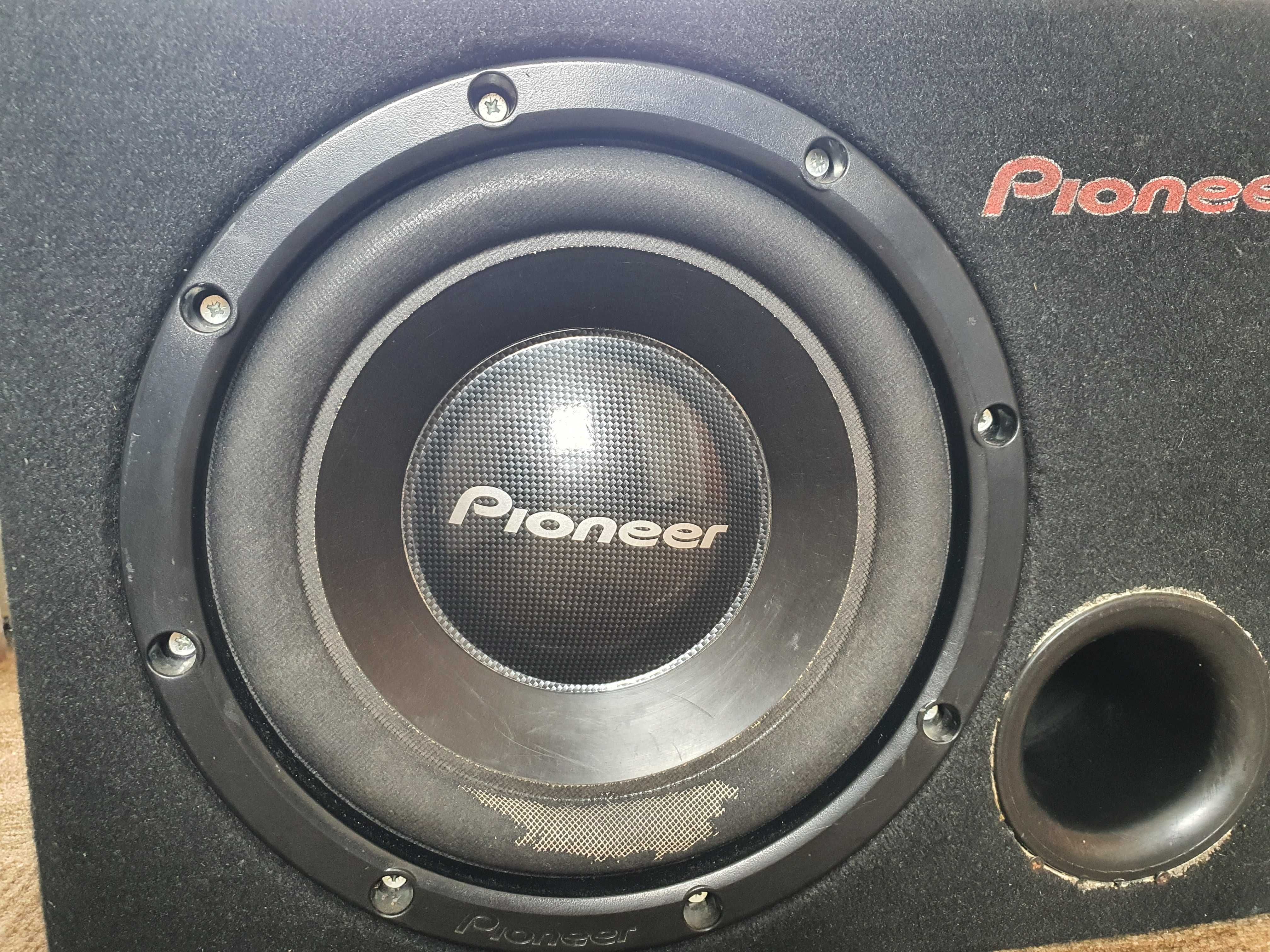 Pioneer bass + усиловател +кабели