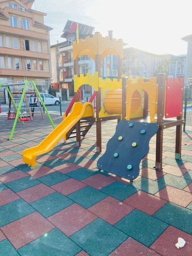 Продава се Двустаен апартамент в Обзор - 50 кв.м за 1358 €/кв.м - Снимка #16