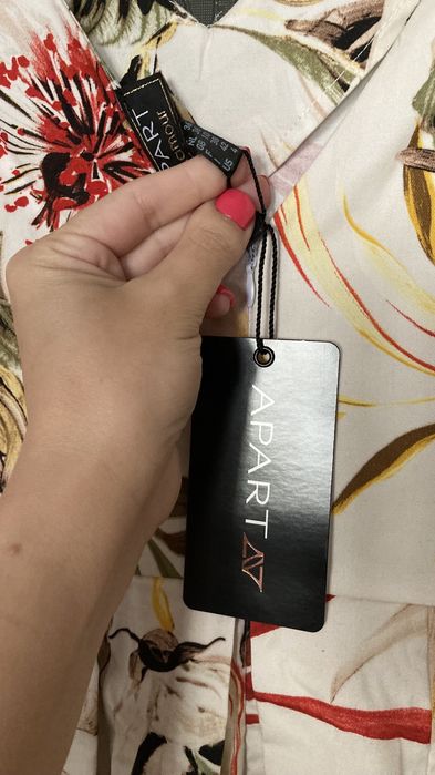 Лятна дамска рокля нова с етикет