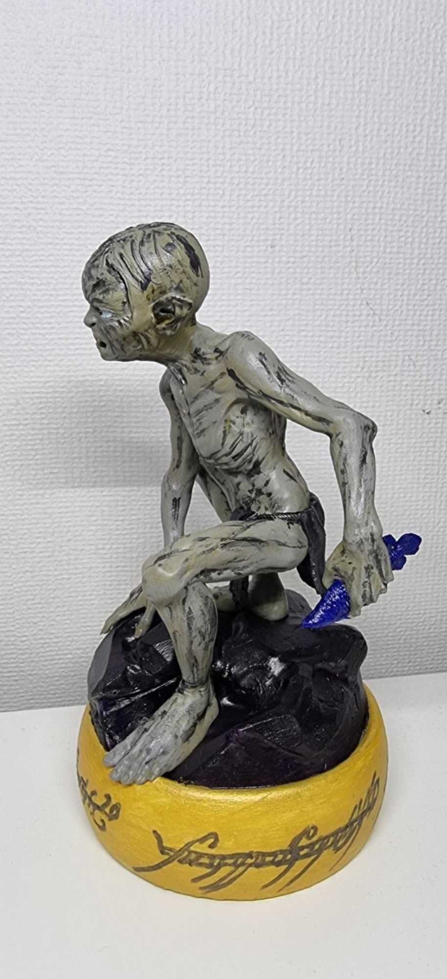 3d printet Gollum statuie