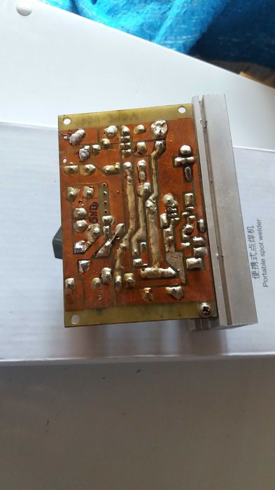 Sursa in comutatie SMPS 280W . 2X30V .  5A