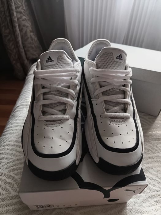 Pantofi sport adidas