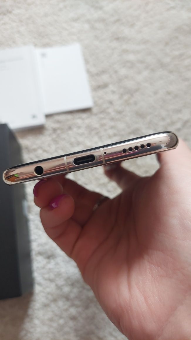 Huawei Mate 20 Lite culoare gold