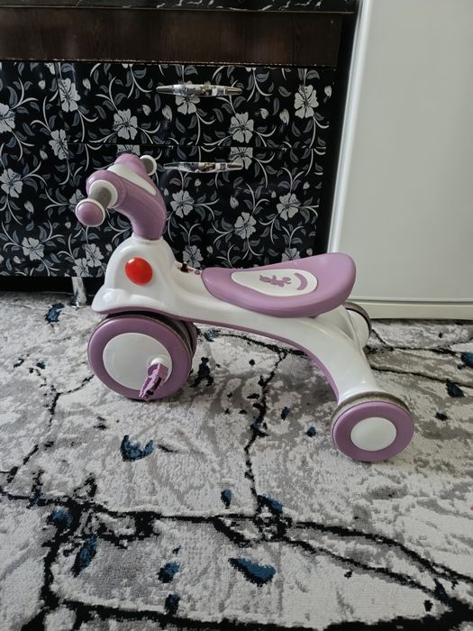 Прдою детский велосипед