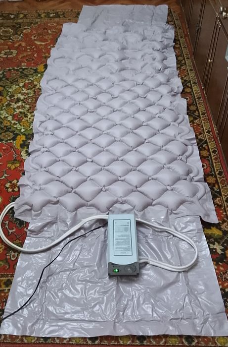 Продам матрас новый с компрессоромором