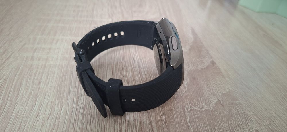 Часы электронные