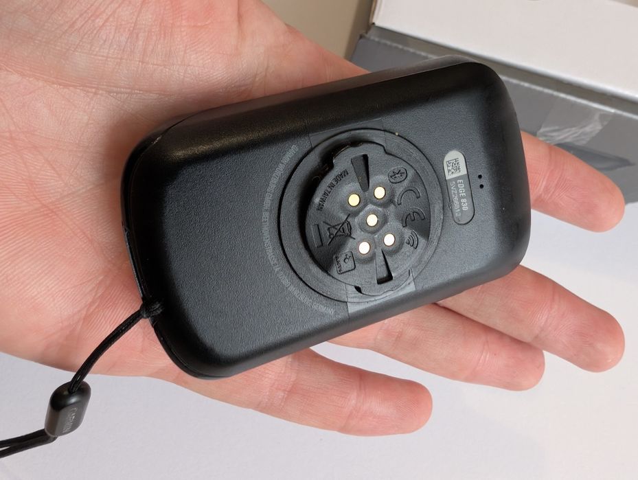 Garmin Edge 830 – ciclocomputer GPS (cutie + montaj ghidon)
