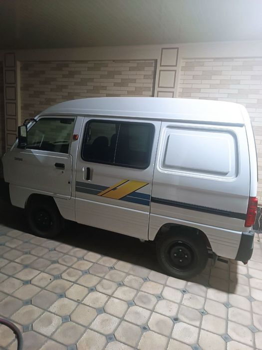 Damas sotiladi. Salondan yangi olingan