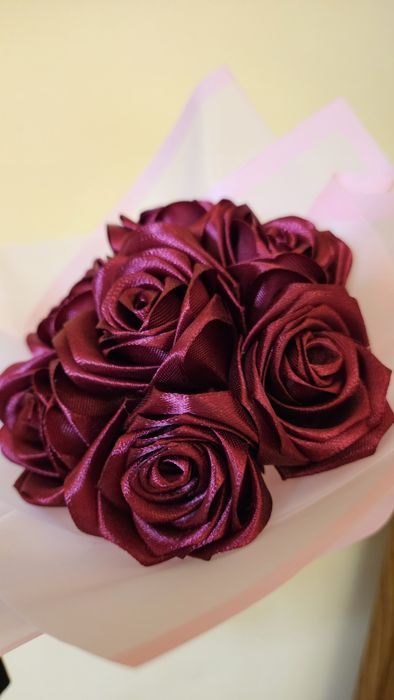 Buchet cu trandafiri din satin handmade