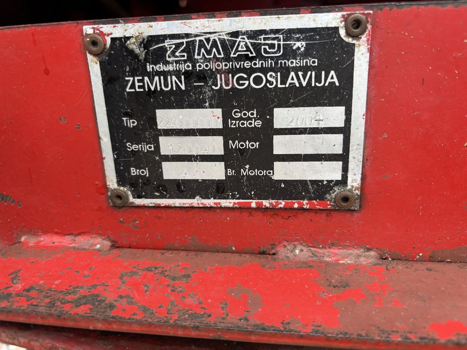 Culegatoare porumb zmaj 224 an fab 2004