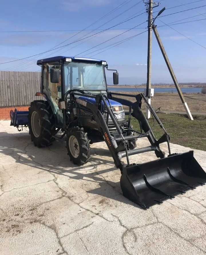 Продам минитрактор с Куном