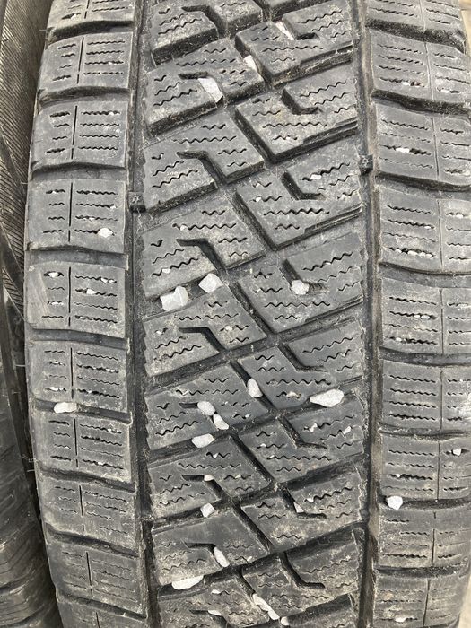 Зимни бусове гуми