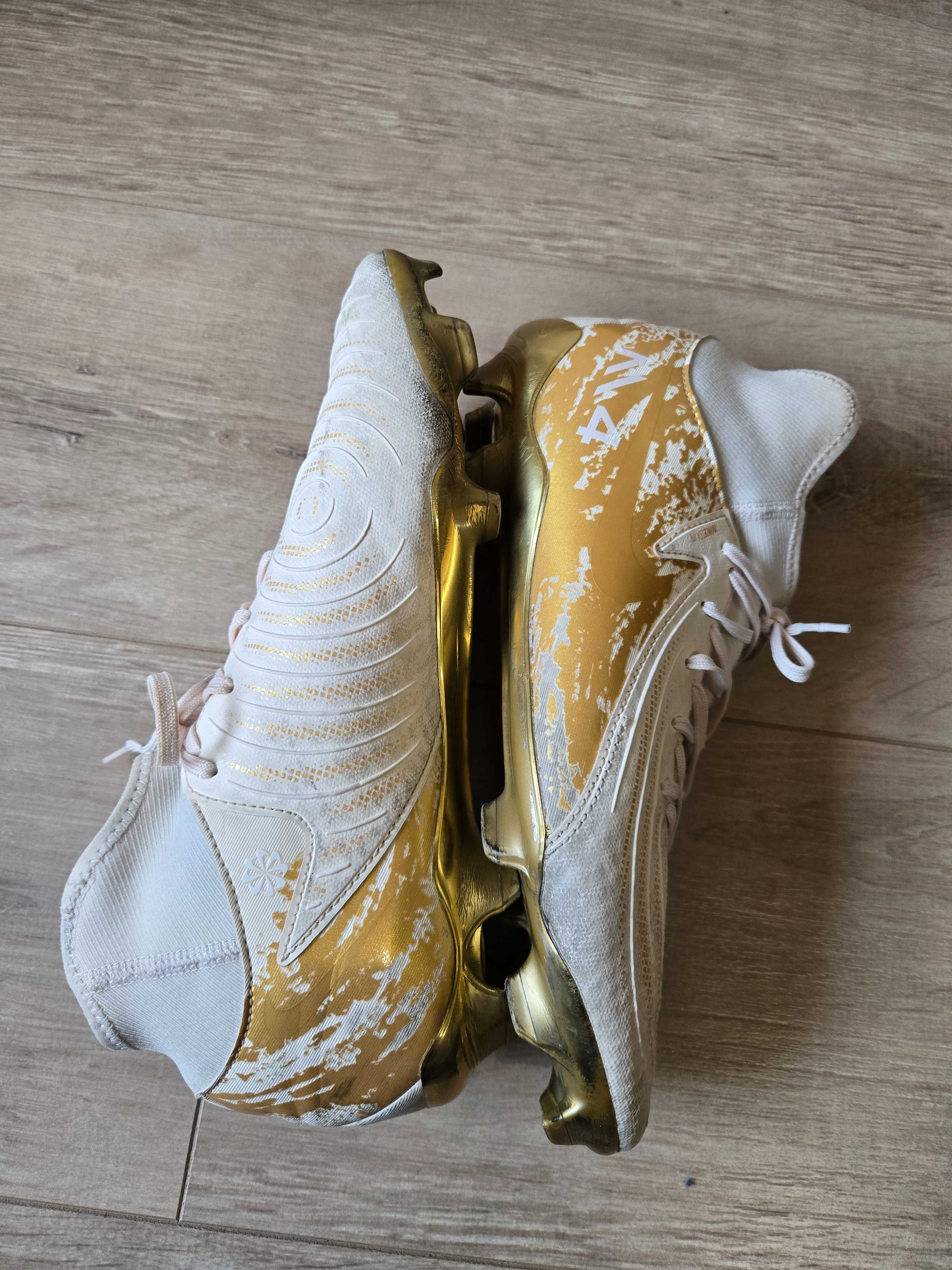Nike Phantom Luna 2 Academy бутонки EUR 43
