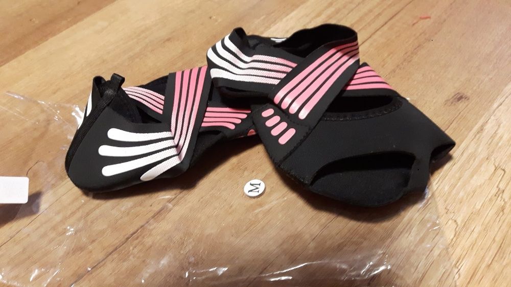 Дълъг елек, йога- пилатес чорапки- пантофки