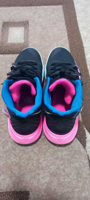 Adidasi Nike kyrie 5 just do it