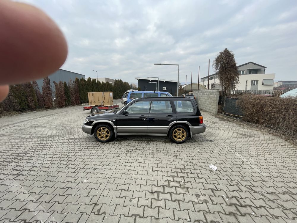 Dezmembrez subaru forester turbo