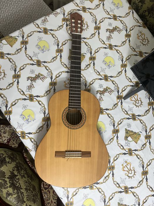 Гитара классическая Yamaha C40M коричневый