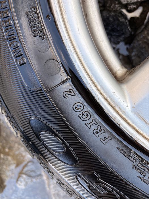 Jante vw R15 set cu cauciucuri de iarna 195/65/15