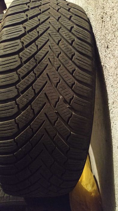 Зимни гуми 205 55 16 Continental