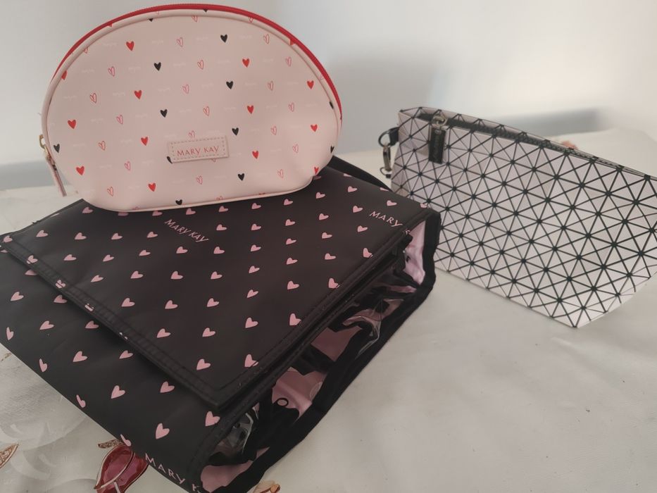 Mary key косметички все за 4000тг