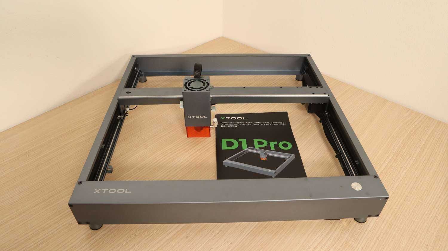 Xtool D1 Pro 20W машина за лазерно рязане и гравиране