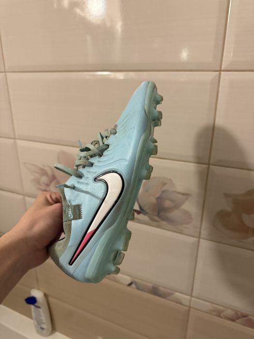 Ghete fotbal nike tiempo pro