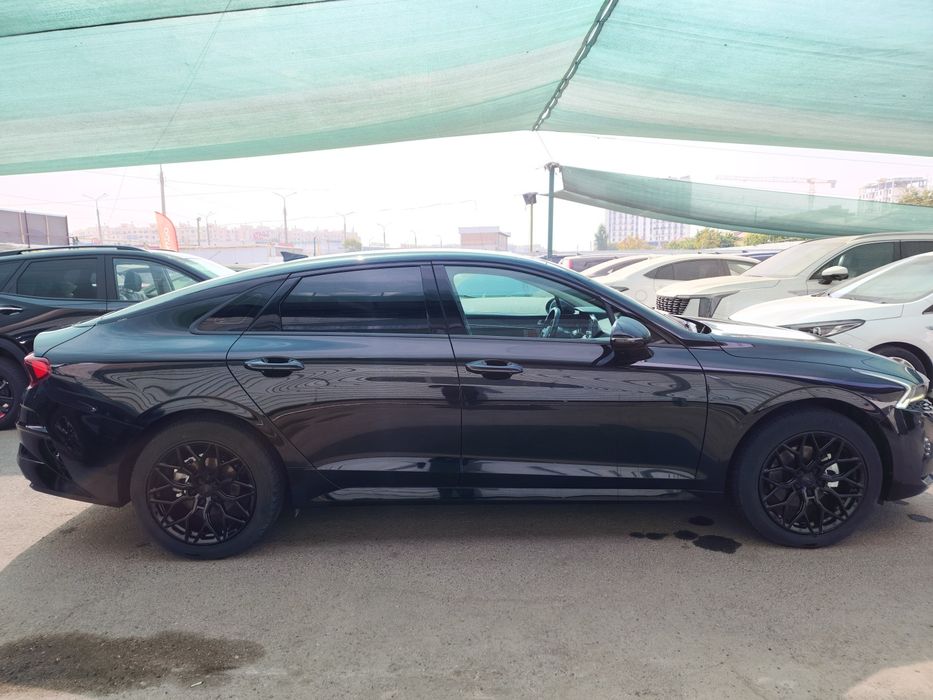 Kia K5  2023 yil
