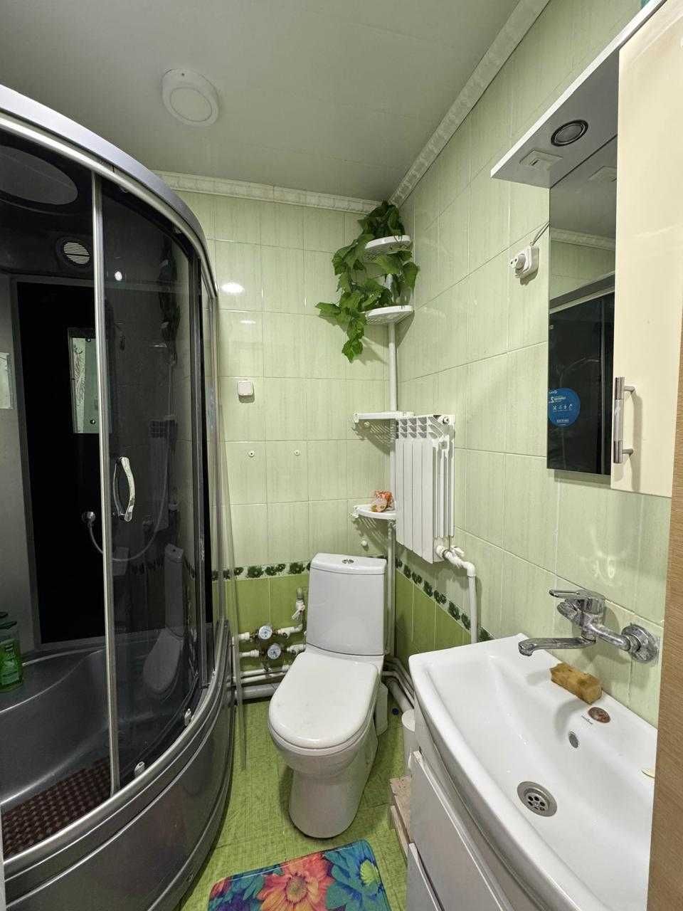 Продам 3-х ком студию на Старте 2/4 этаж