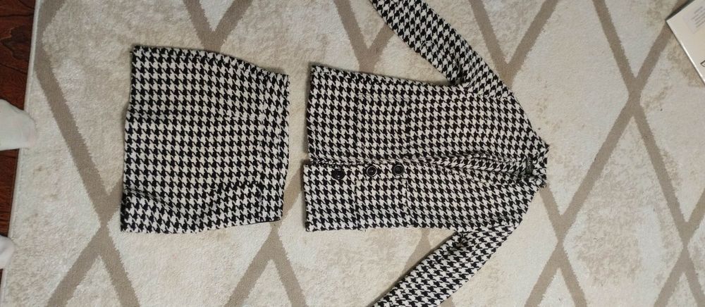 Продам школьная одежда