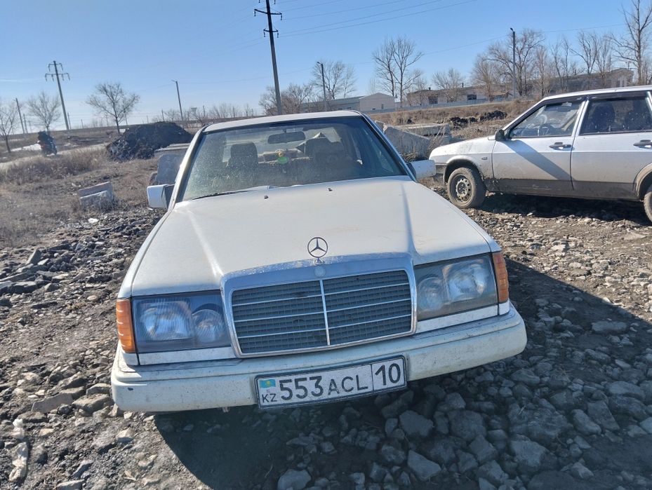 Продам Мерседес 124