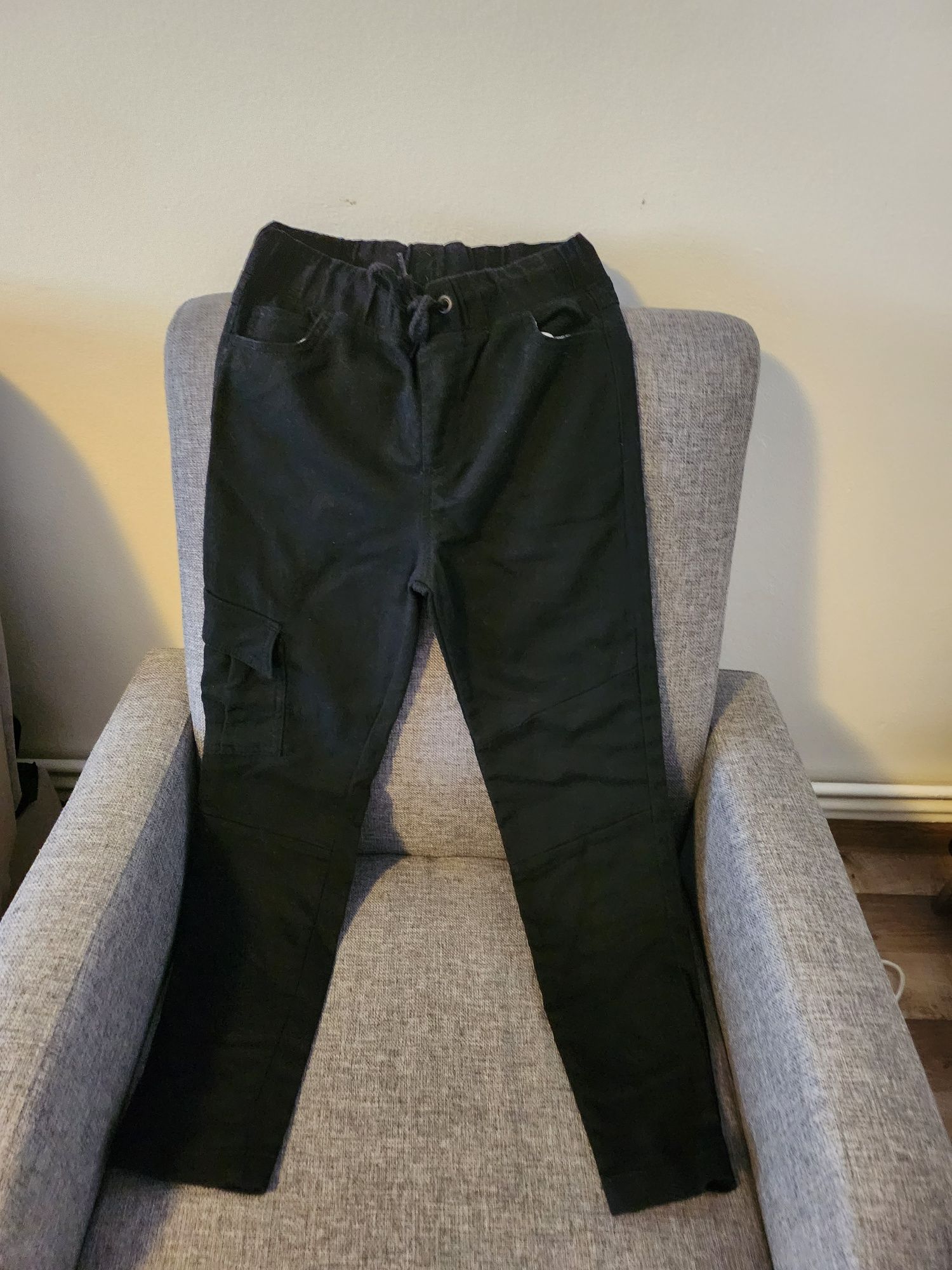 Lot pantaloni lungi 10-11 ani