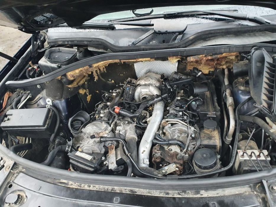 Carenaj fuzeta stanga dreapta filtru particule intercooler Mercedes ML w164 motor 3.0cdi dezmembrez