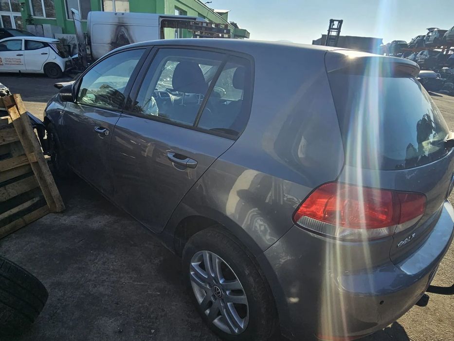 Dezmembrez Volkswagen Golf 6 generation [2008-2015] 2.0 tdi CBDC 109 cp
