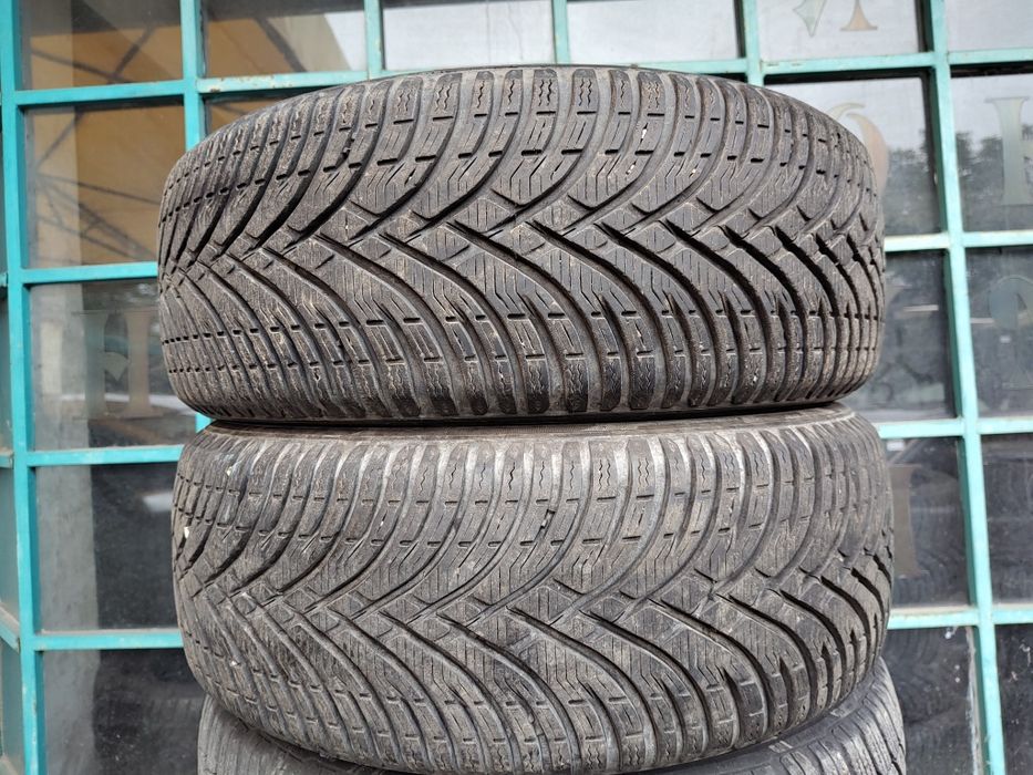 Продавам 2бр. Зимни гуми 205/55/16 Kleber