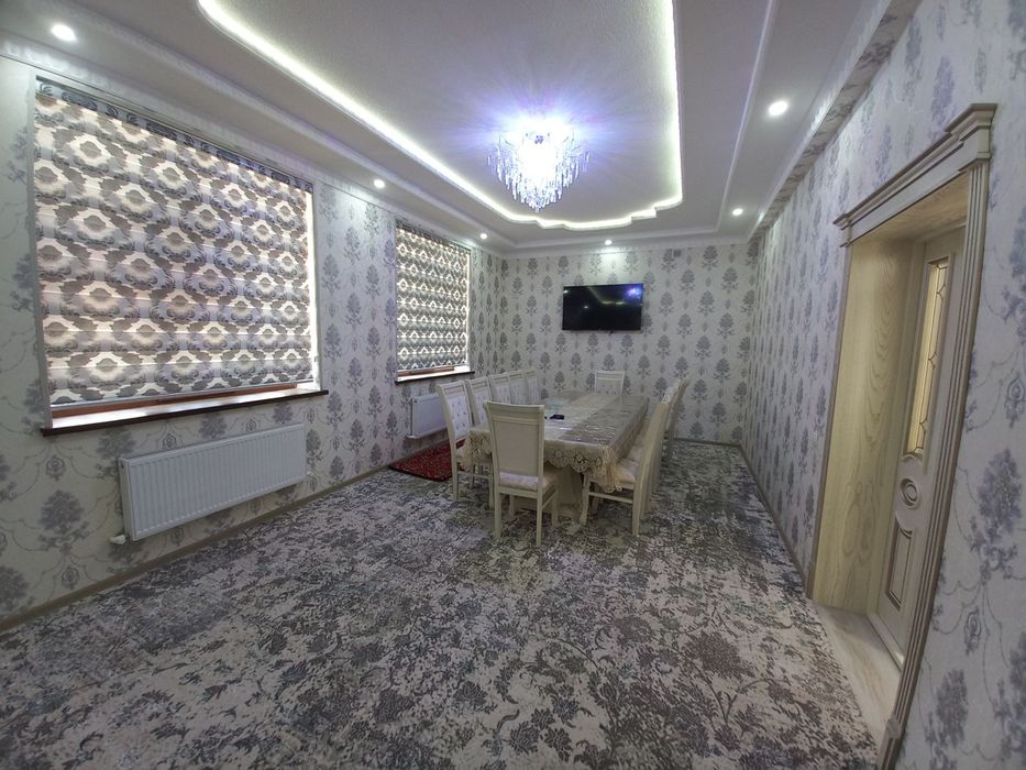 Таун хаус 4 хоналик Аэропортда жойлашган.Агентство