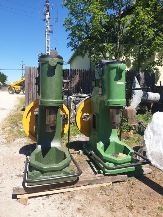 Vand ciocan pneumatic de forja CFA 80