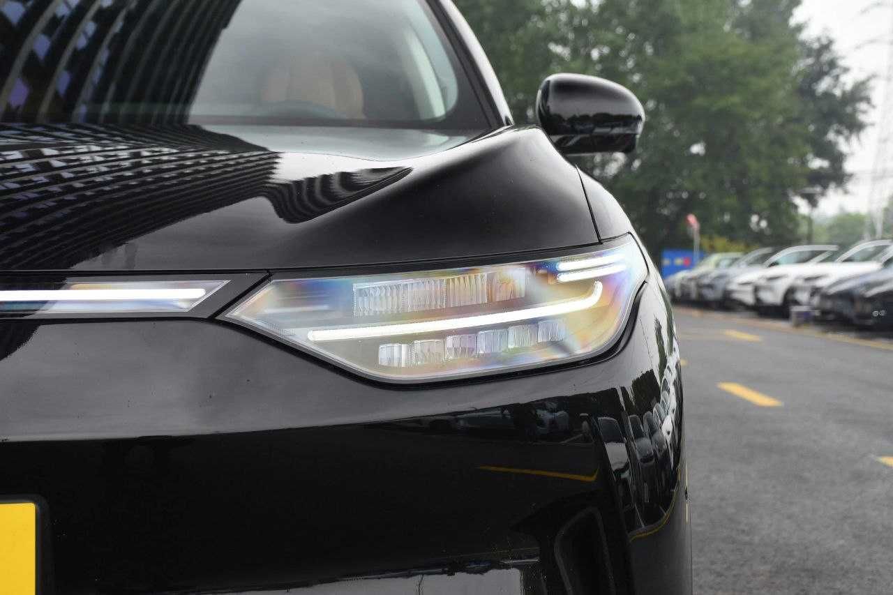 Leapmotor C11 hybrid 300km smart DOP full
