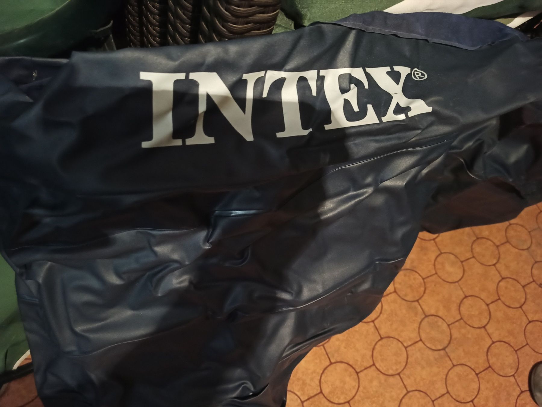 Въздушен матрак Intex
