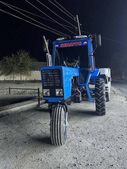 Mtz 80x  polni yangi qilingan yangi traktor qomaydi garantiya