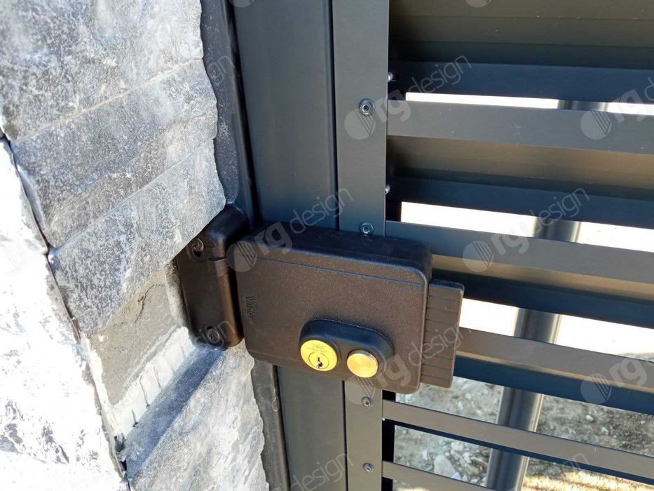 Porti Aluminiu / Otel Tip Jaluzea / Model Z