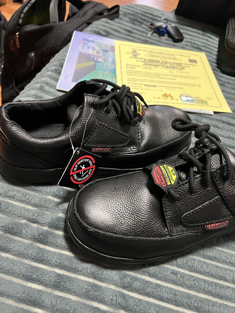 LaForst safety toe shoes bocanci munca 42 noi