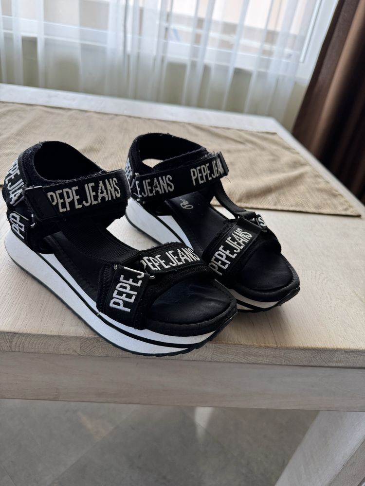Дамски сандали PEPE JEANS