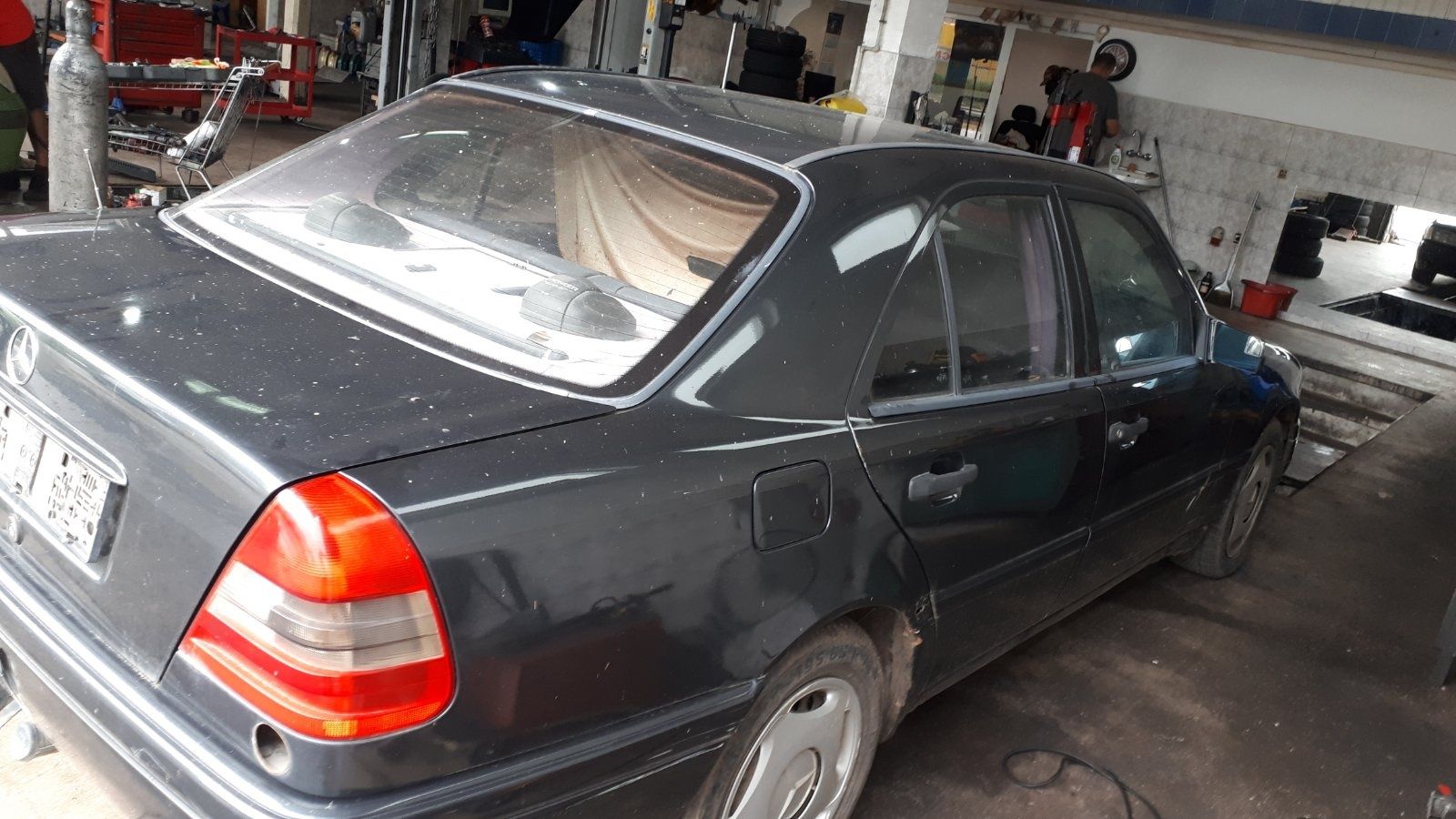 Mercedes w202 2.2 бензин на части