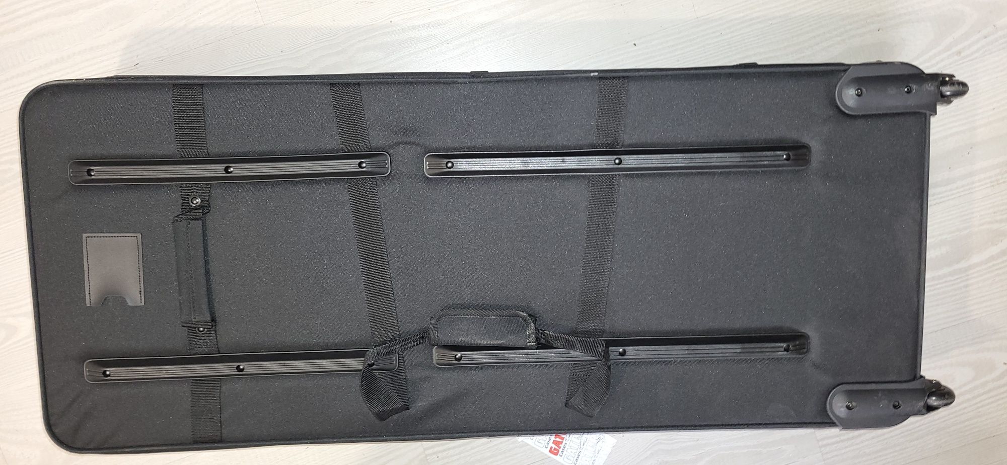 Husa , Flight case , Case ,Troler , cutie de transport ,hard case ,