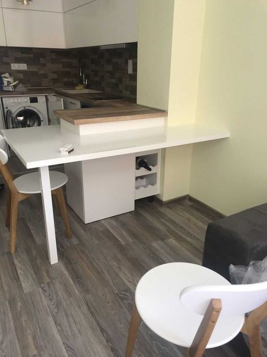 Дава се под наем Двустаен апартамент в Пловдив, Въстанически - 68 кв.м за 275 € - Снимка #2