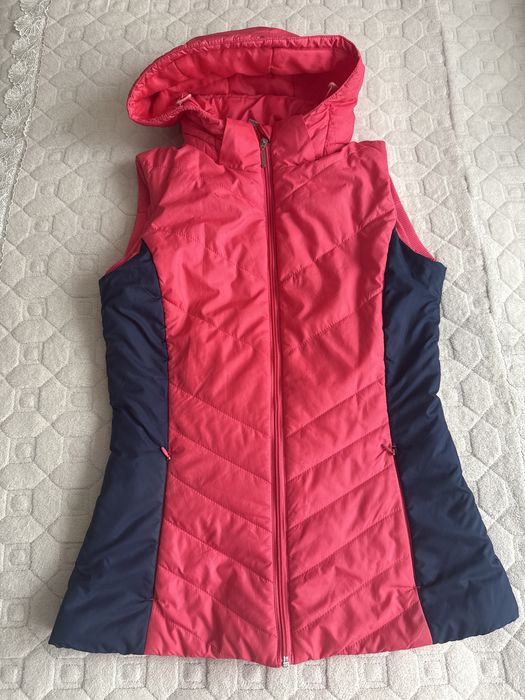 Продам жилетку в идеальном состоянии