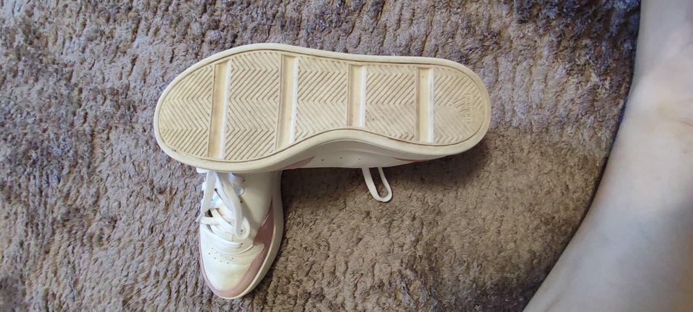 Дамски кецове Adidas,  ест. кожа, 41 номер, стелка 26.5см.