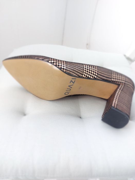 Обувки QUAZI, размер 40